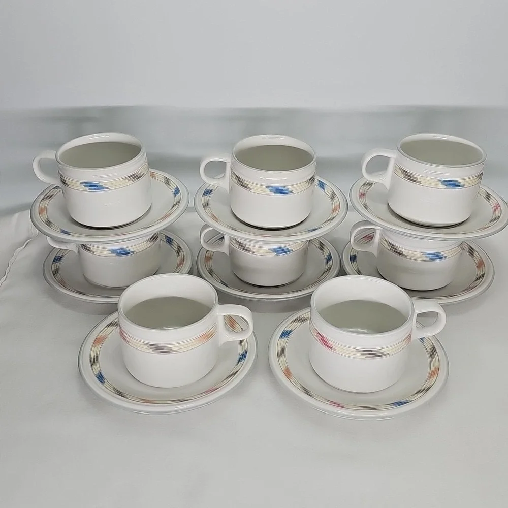 Studio Nova Villager Mesa Set Service 8‎ VTG MCM Dinnerware Plates Retro